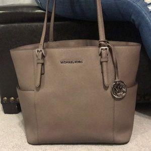 Authentic Michael Kors Jet Set Tote Bag
